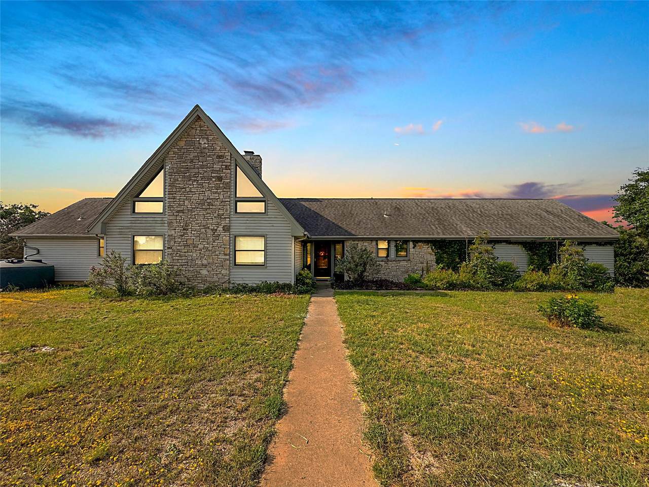 12055 Rebecca Creek Rd - Photo 1