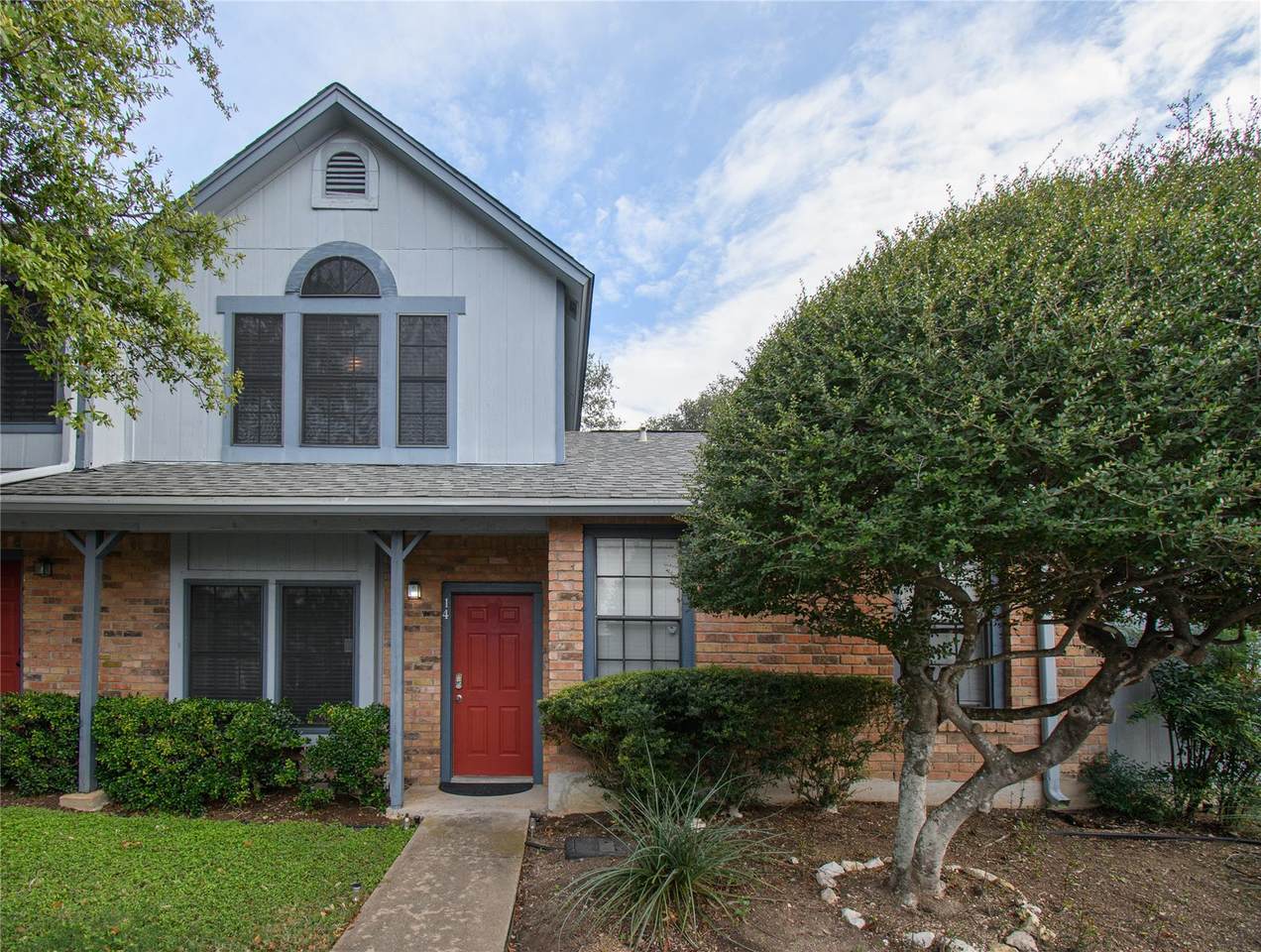 1411 Gracy Farms Lane - Photo 1