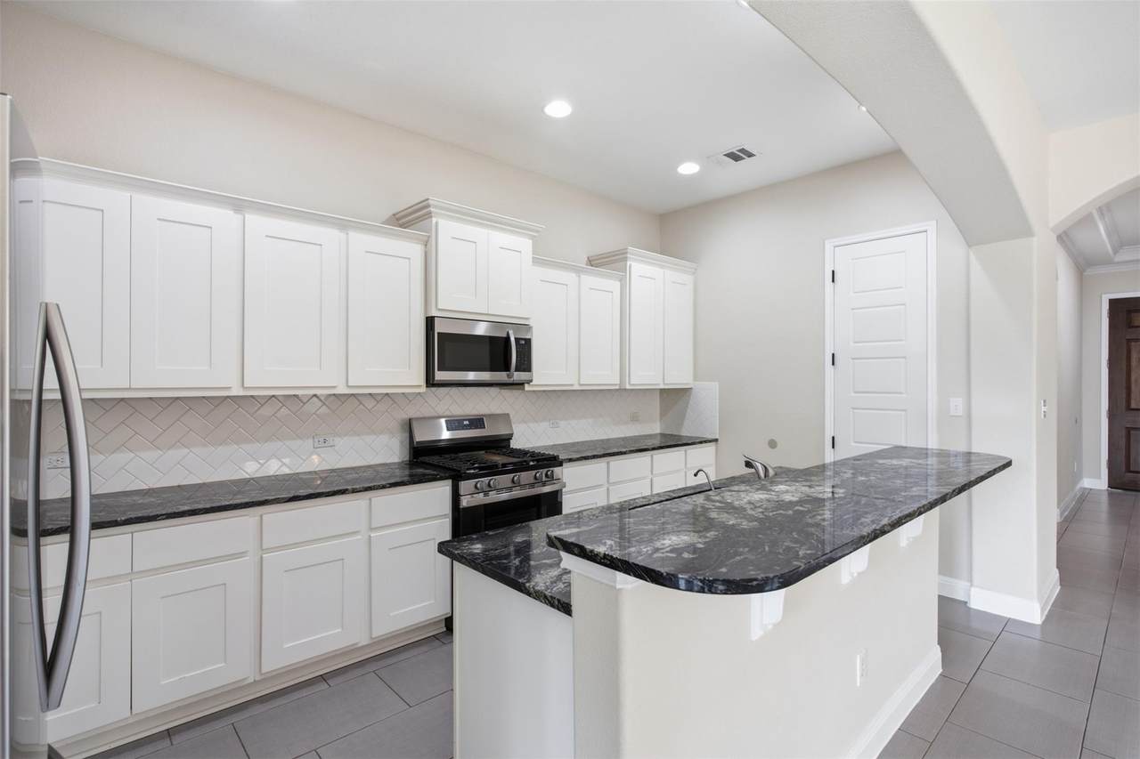 105 Aspen Trl - Photo 1