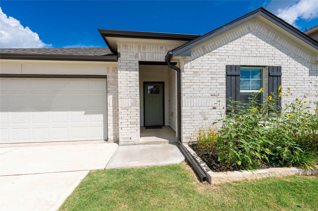 124 Ballyneal Ln - Photo 1