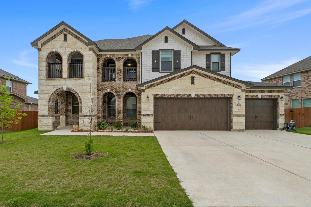 4729 San Rufo Dr - Photo 1