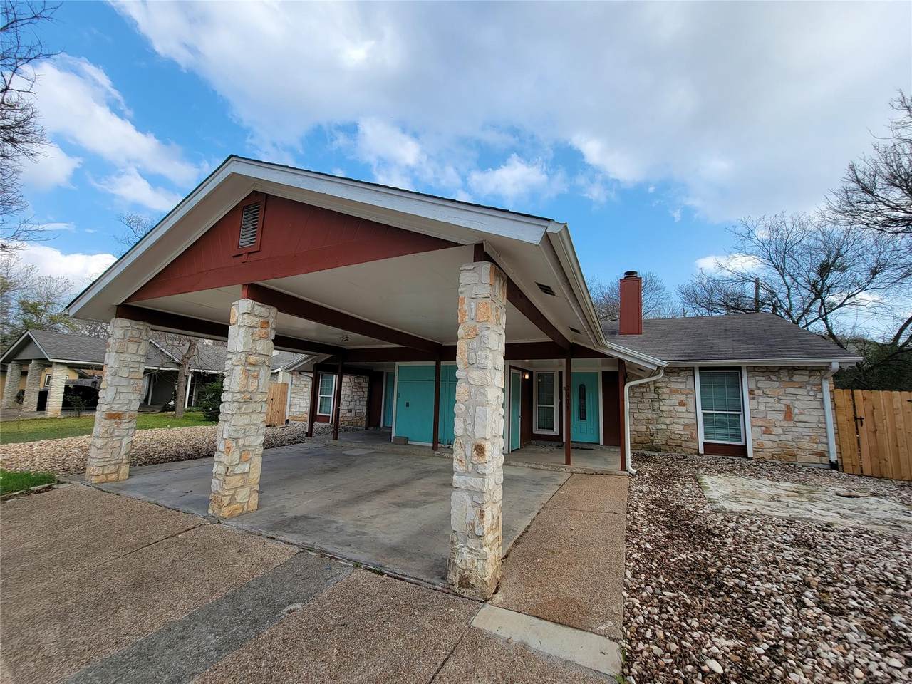 2903 Catalina #B Dr - Photo 1