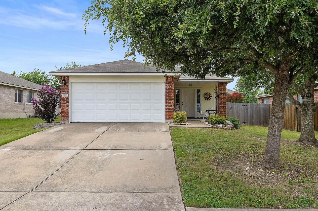 1113 Burgess Dr - Photo 1
