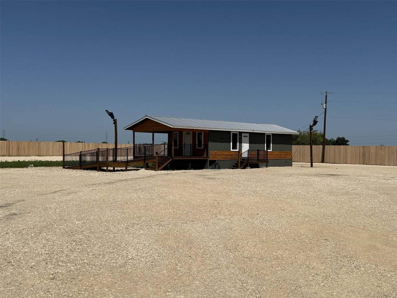 11808 Us Hwy 183 Highway - Photo 1