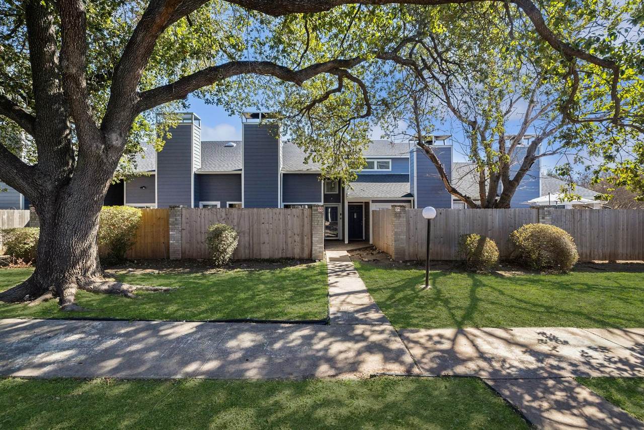 1010 Rundberg Ln - Photo 1