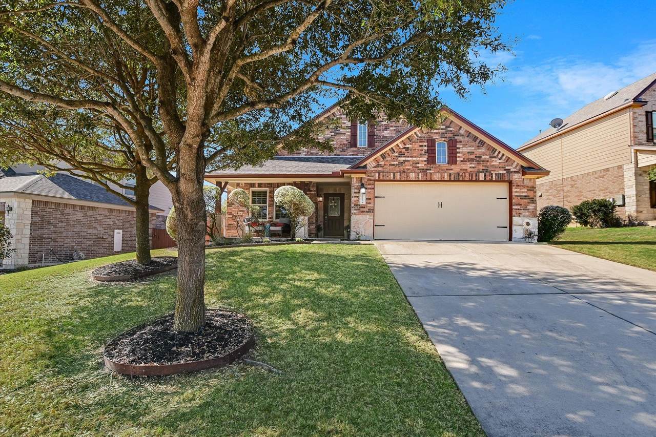 1813 Meandering Meadows Dr - Photo 1