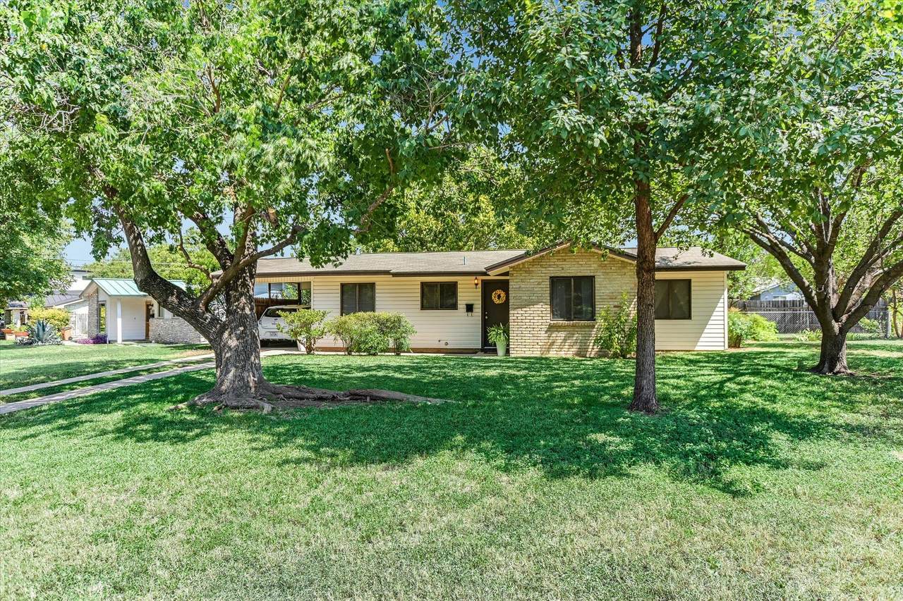 https://bt-photos.global.ssl.fastly.net/austin/1280_boomver_1_5614947-2.jpg