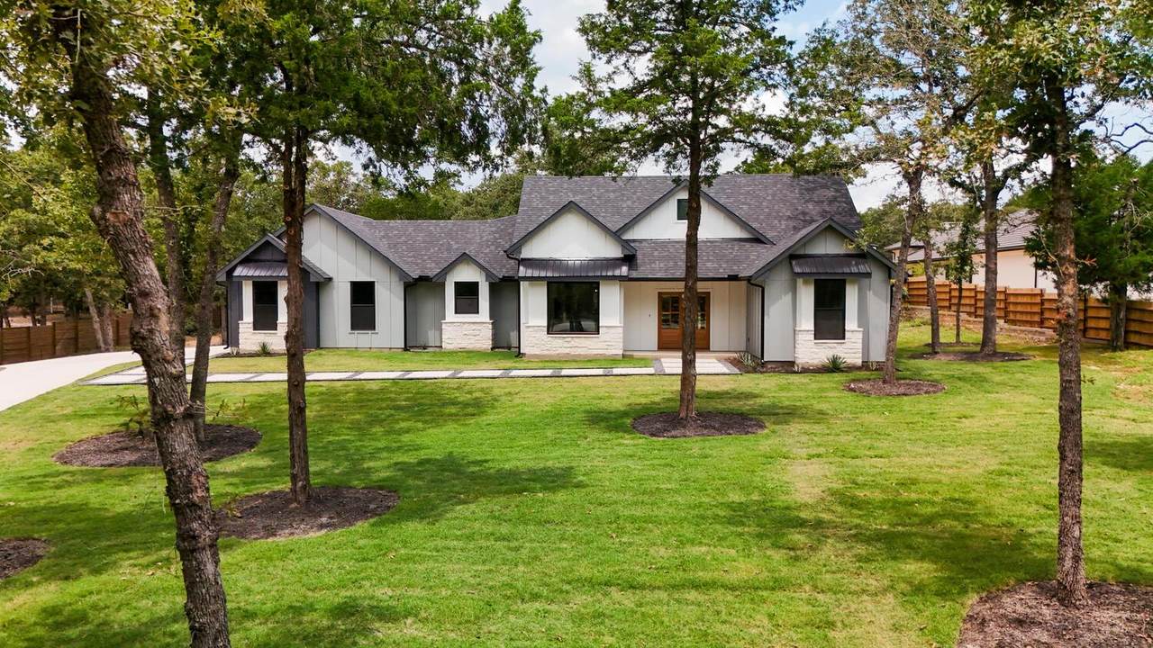 116 Hickory Dr - Photo 1