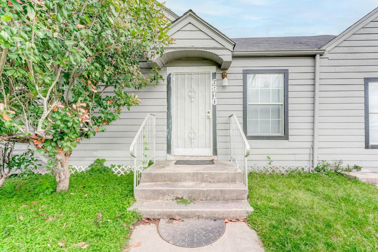 6810 Eastwood St - Photo 1