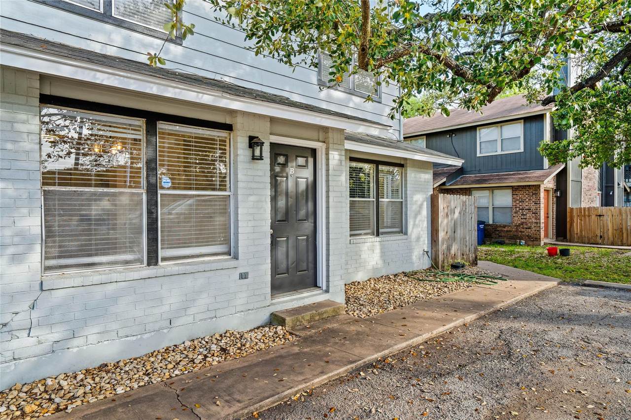 4413 Whispering Valley Dr - Photo 1