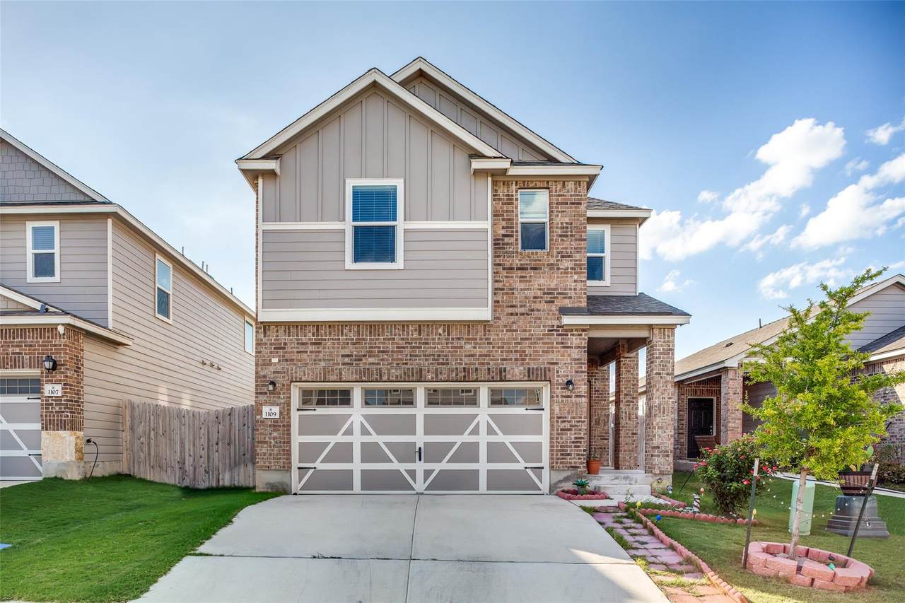 1109 Aronia Ln - Photo 1
