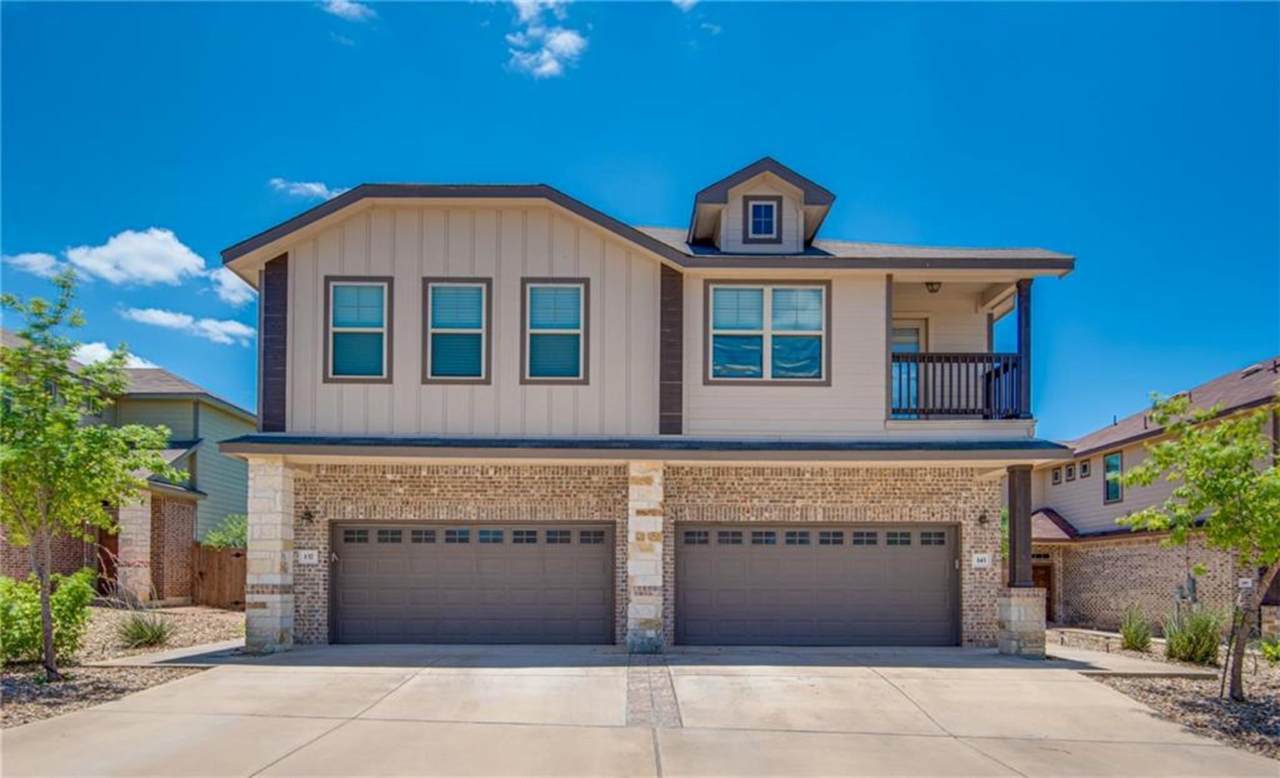 137 Lakeview Ct - Photo 1