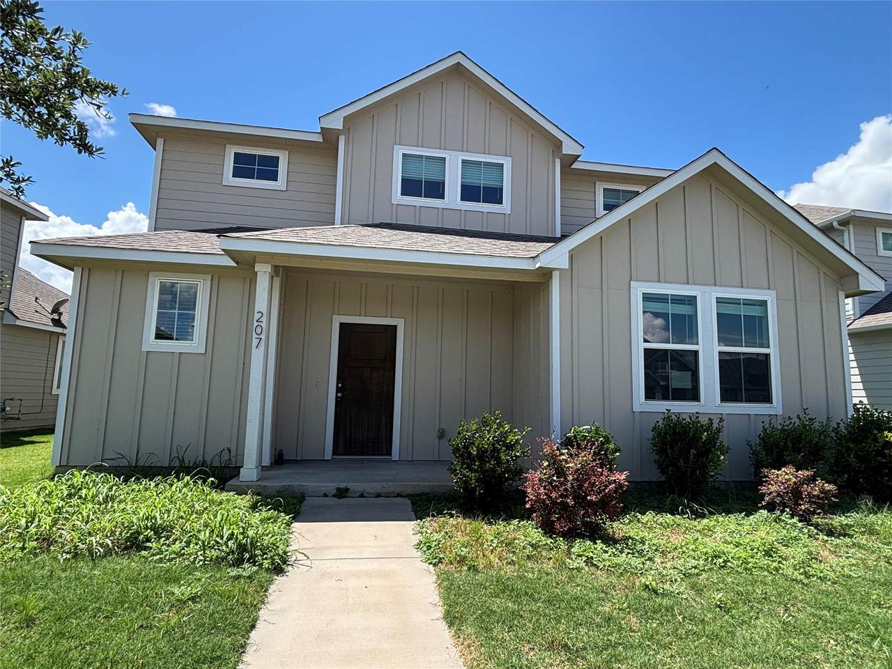 207 Whisper Rill Dr - Photo 1
