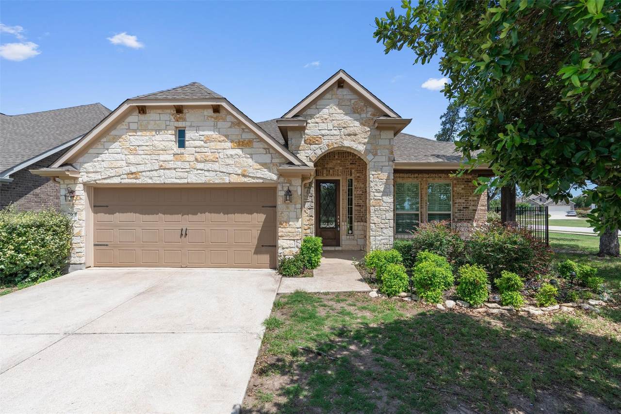 7901 Arbor Knoll Ct - Photo 1