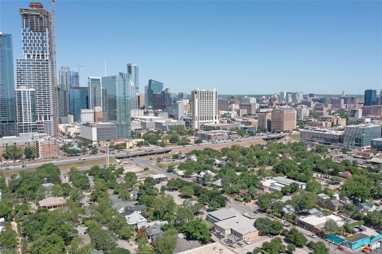 https://bt-photos.global.ssl.fastly.net/austin/1280_boomver_1_5707953-2.jpg