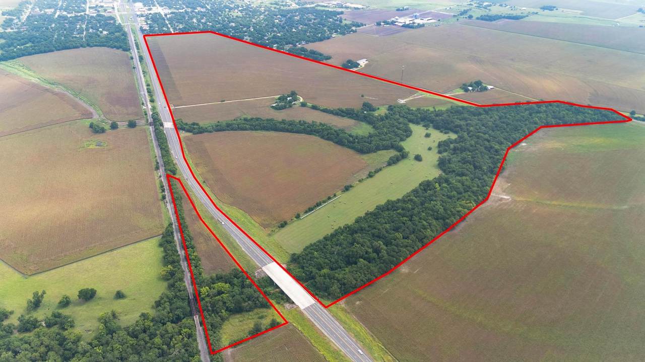 4400-4402 Highway 95 - Photo 1
