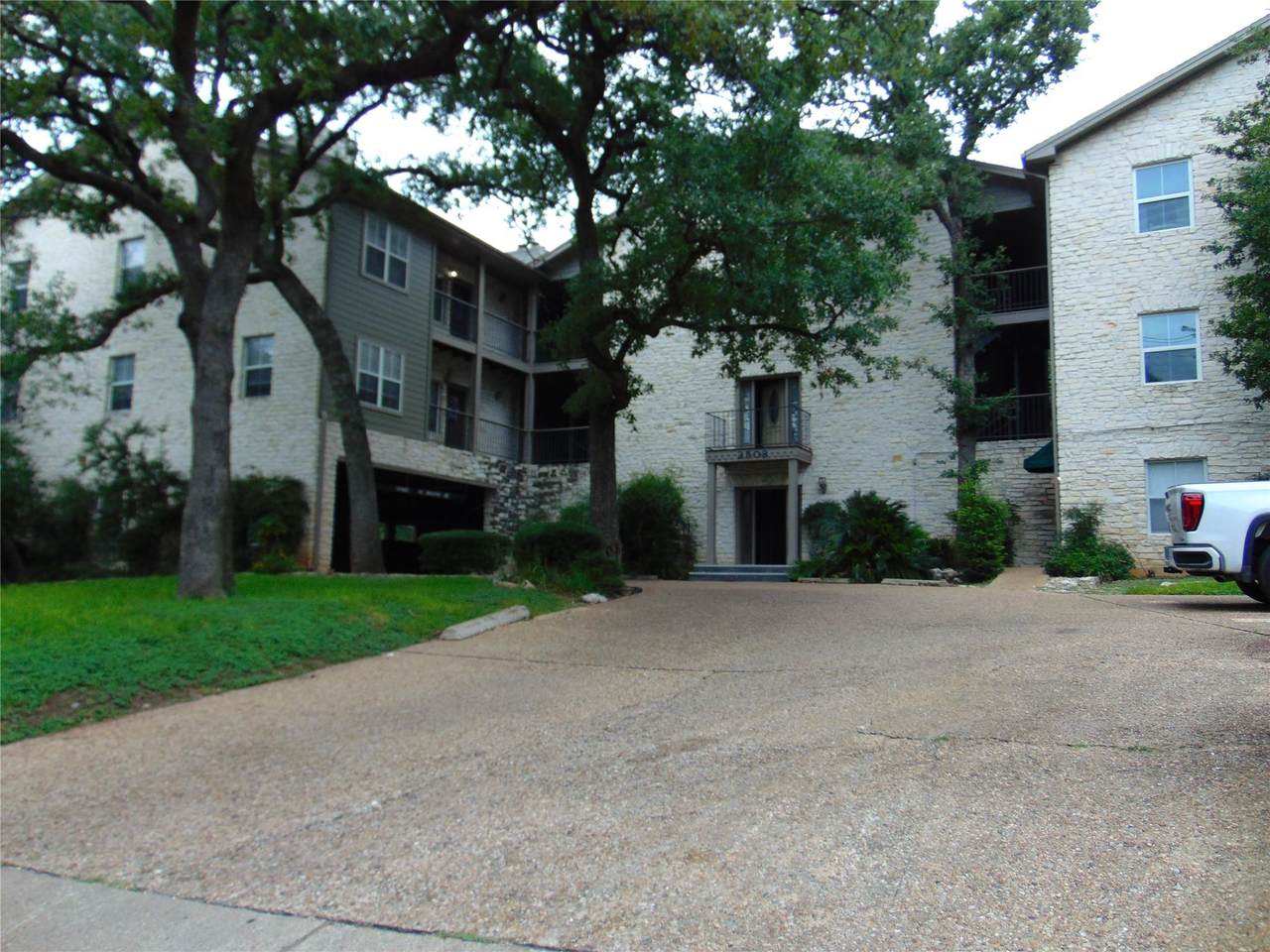 2508 Enfield Rd - Photo 1