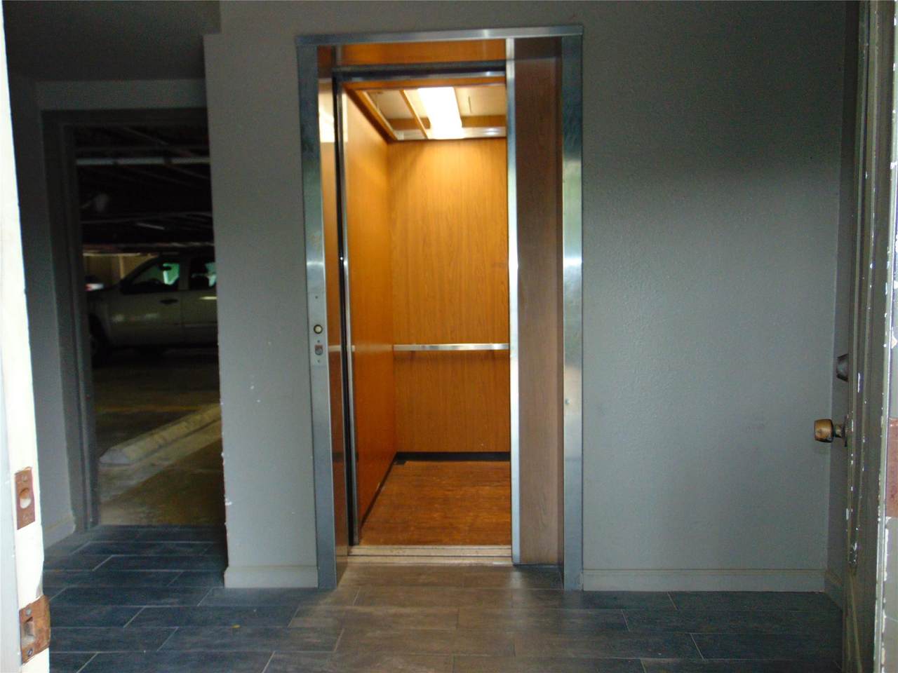 https://bt-photos.global.ssl.fastly.net/austin/1280_boomver_1_5723841-2.jpg