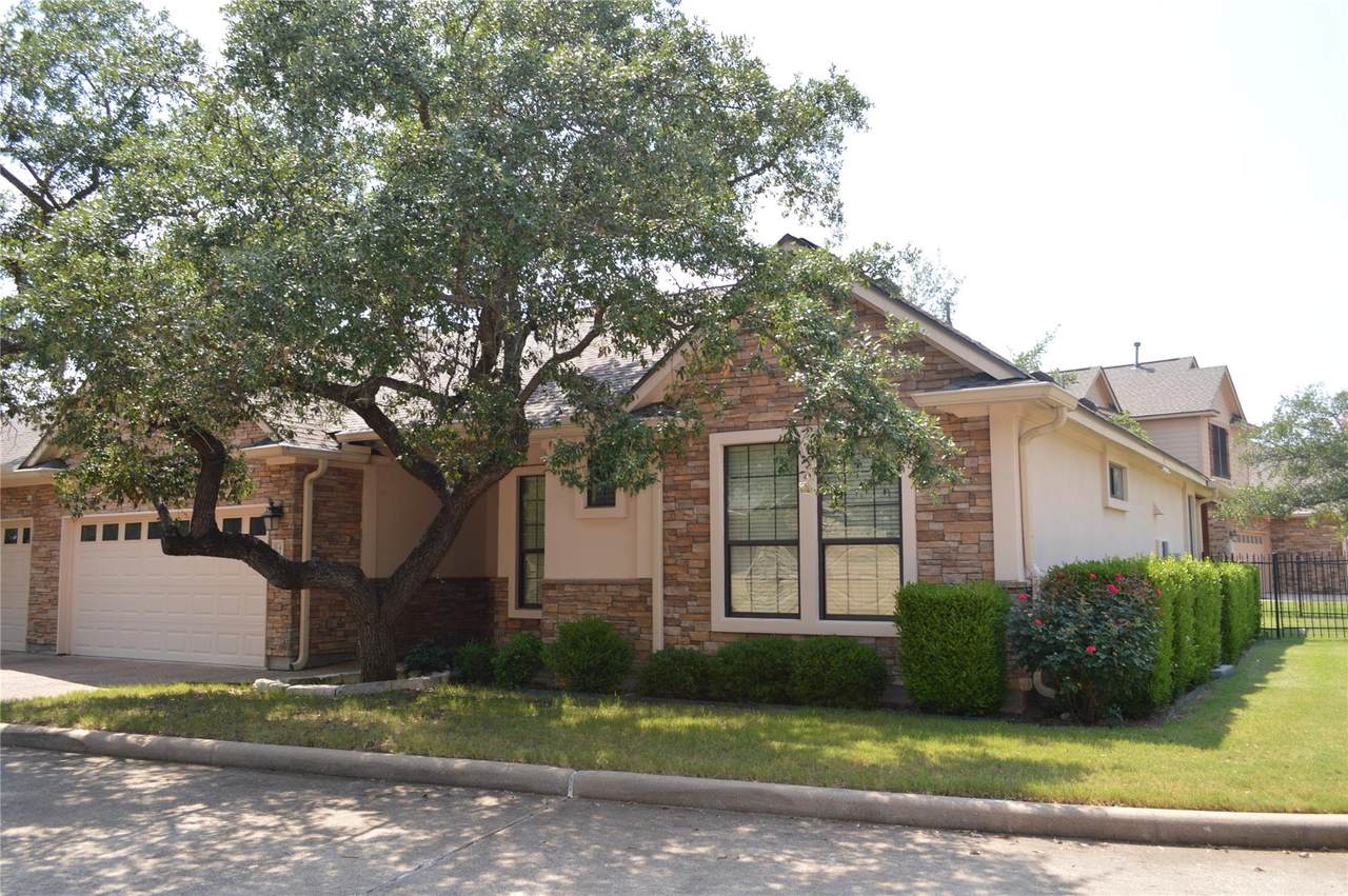 4200 Dot Dr - Photo 1