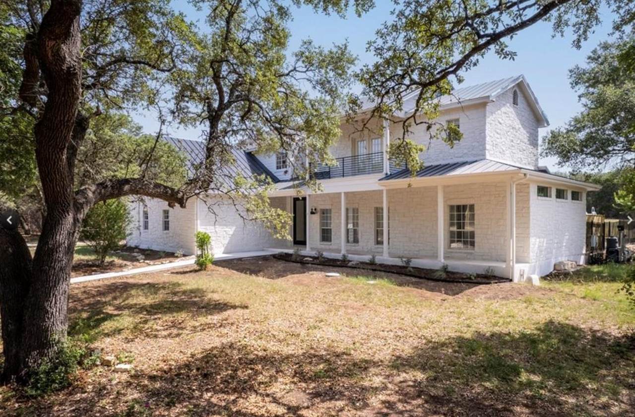 499 Hannah Dr - Photo 1