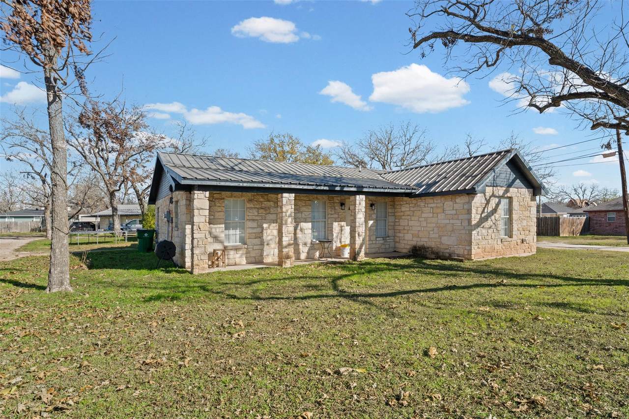 https://bt-photos.global.ssl.fastly.net/austin/1280_boomver_1_5766396-2.jpg