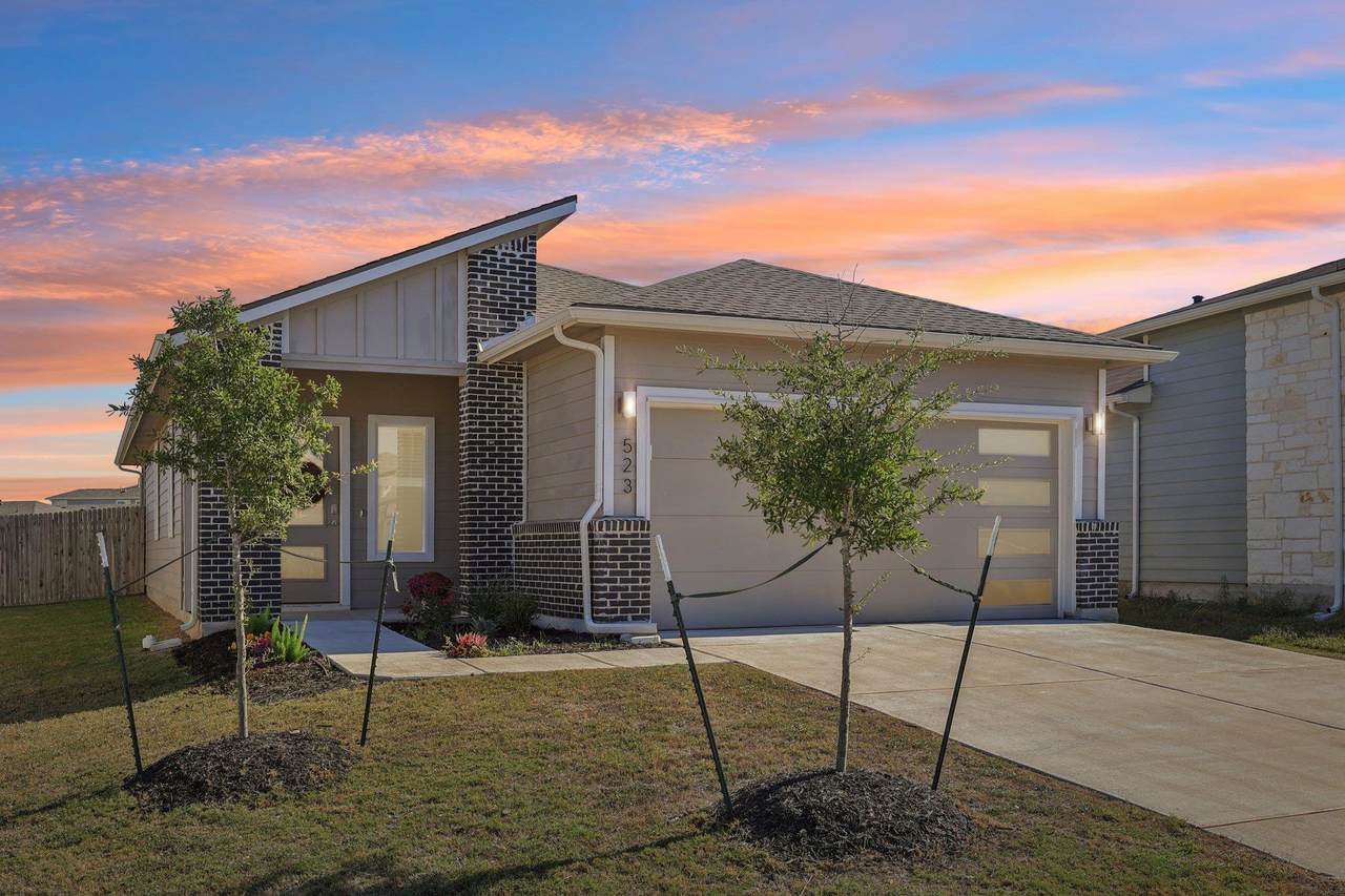 523 Millbrook Blvd - Photo 1