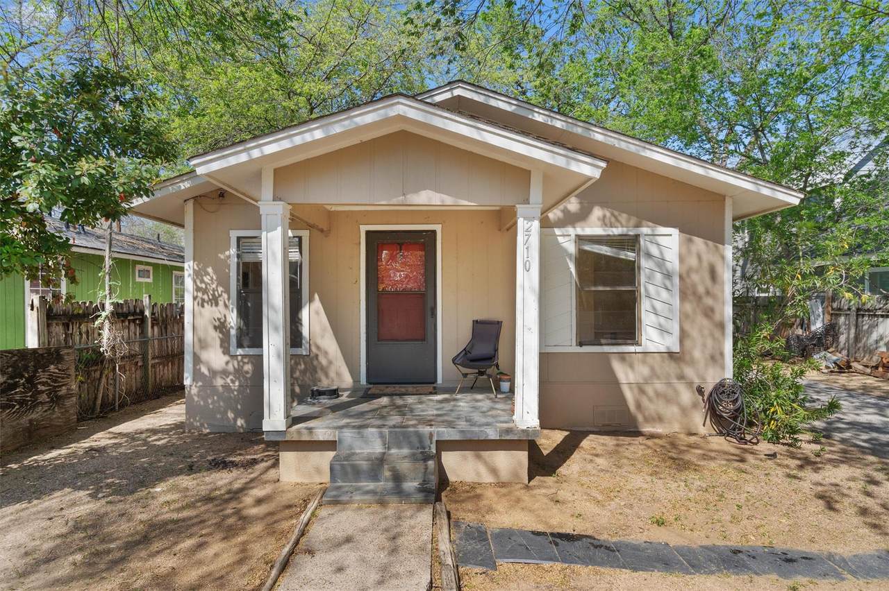 2710 3rd St - Photo 1