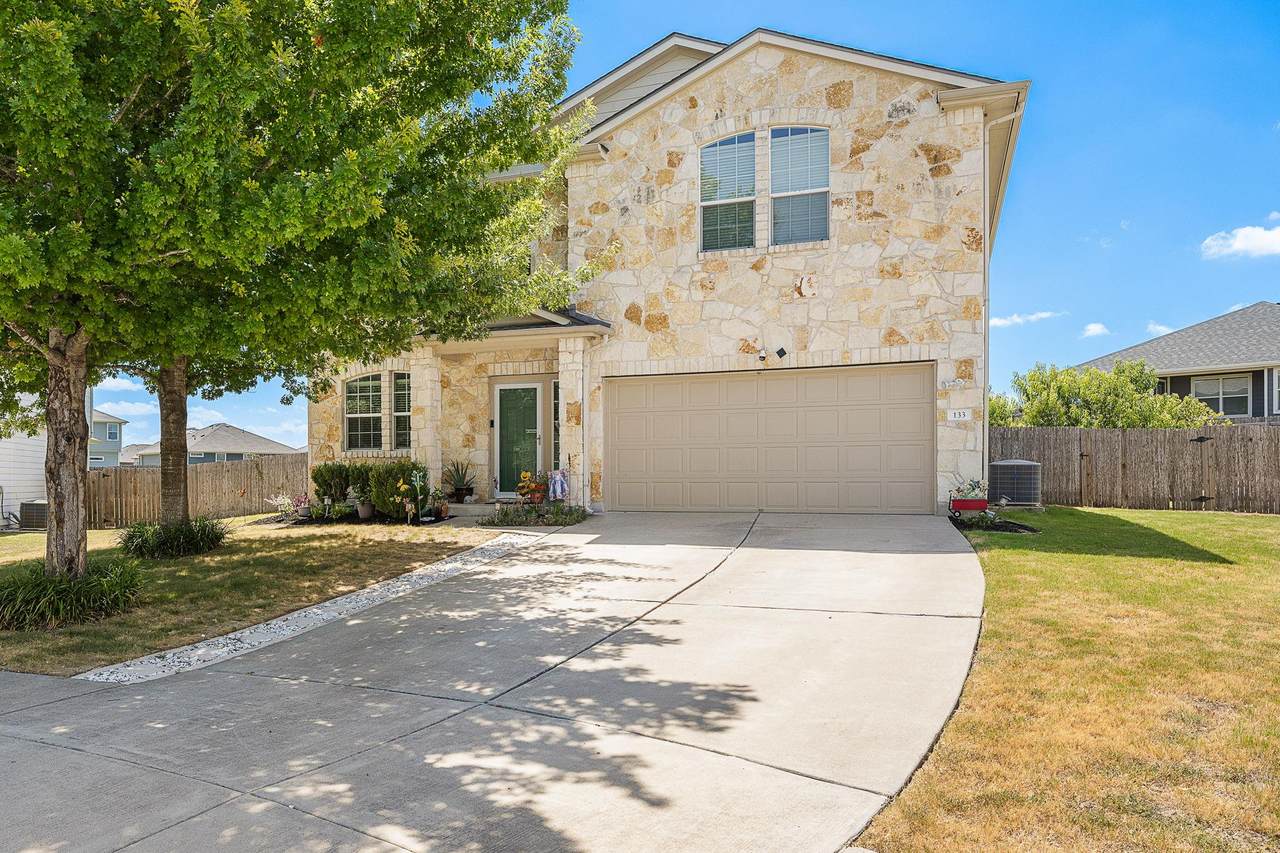 133 Lavaca Loop - Photo 1