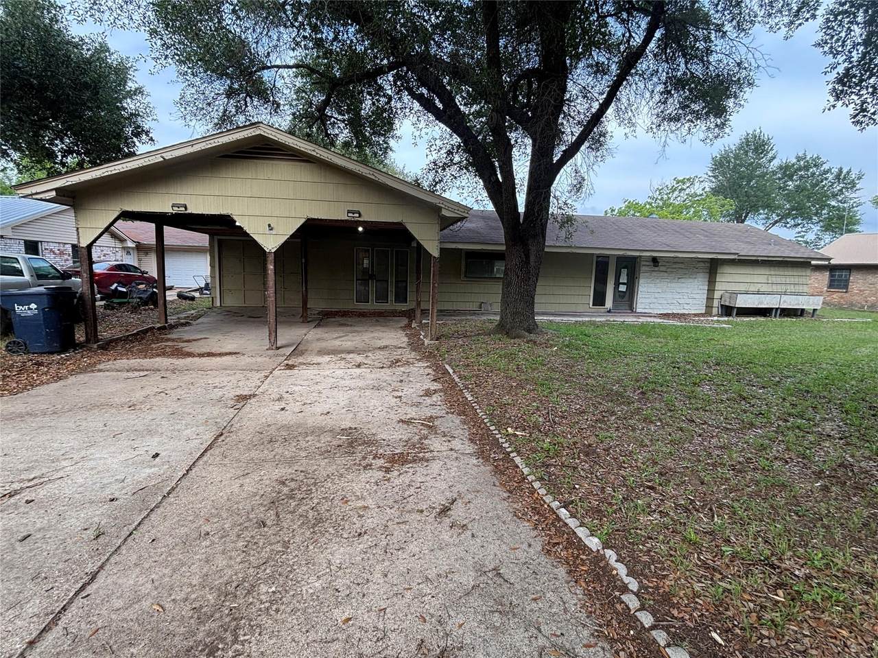2408 Post Oak Rd - Photo 1