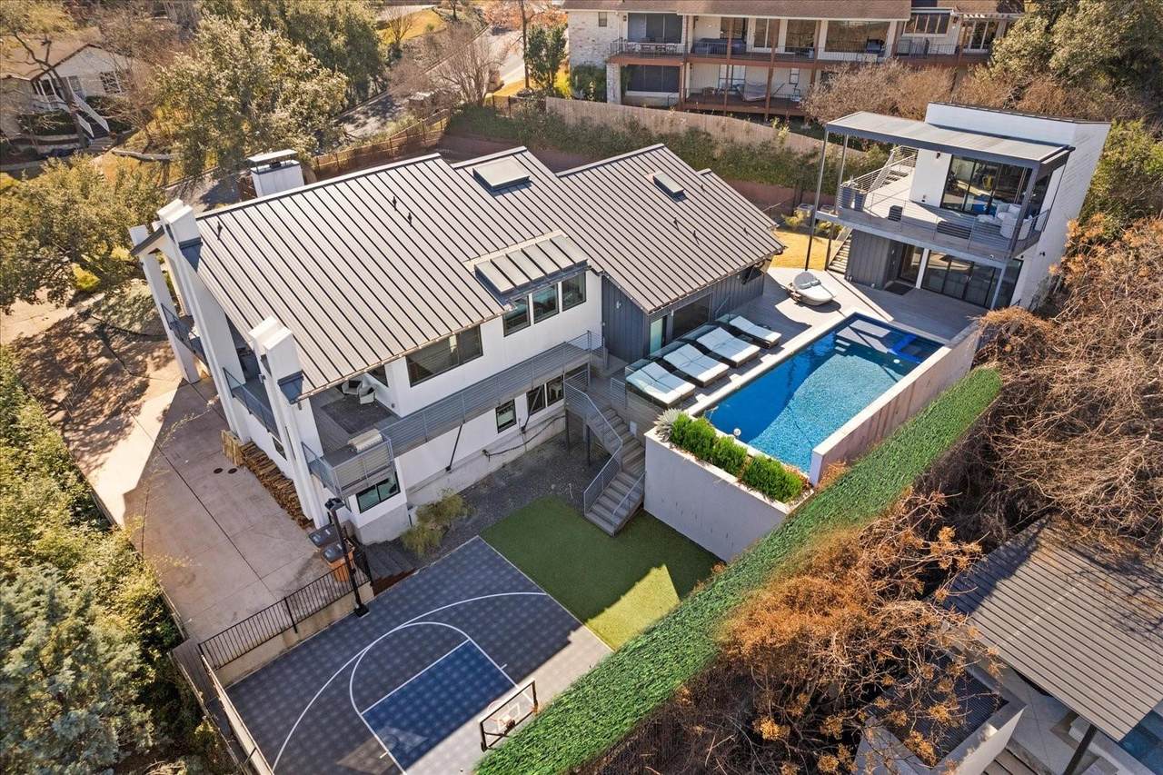 2100 Headwater Ln - Photo 1