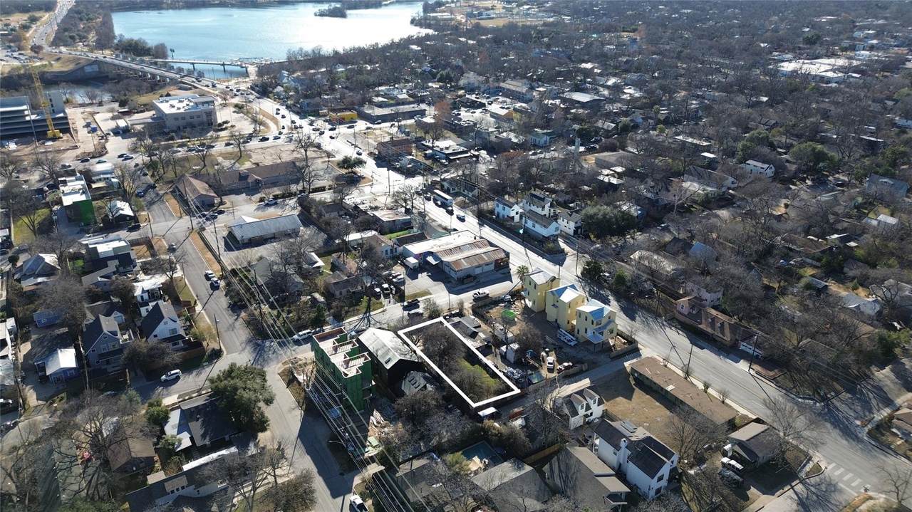 2806 3rd St - Photo 1