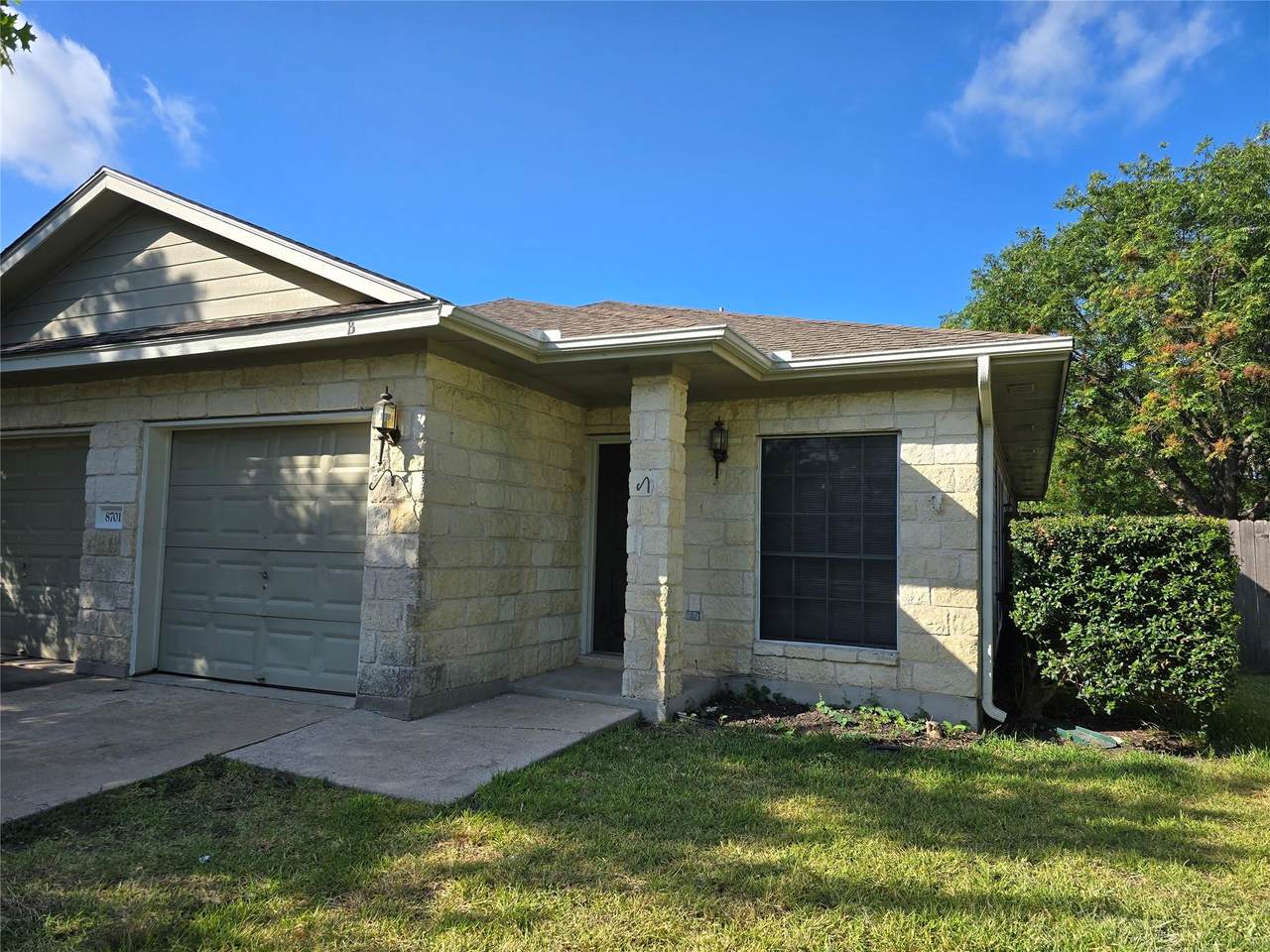 8701 Weiser Dr - Photo 1