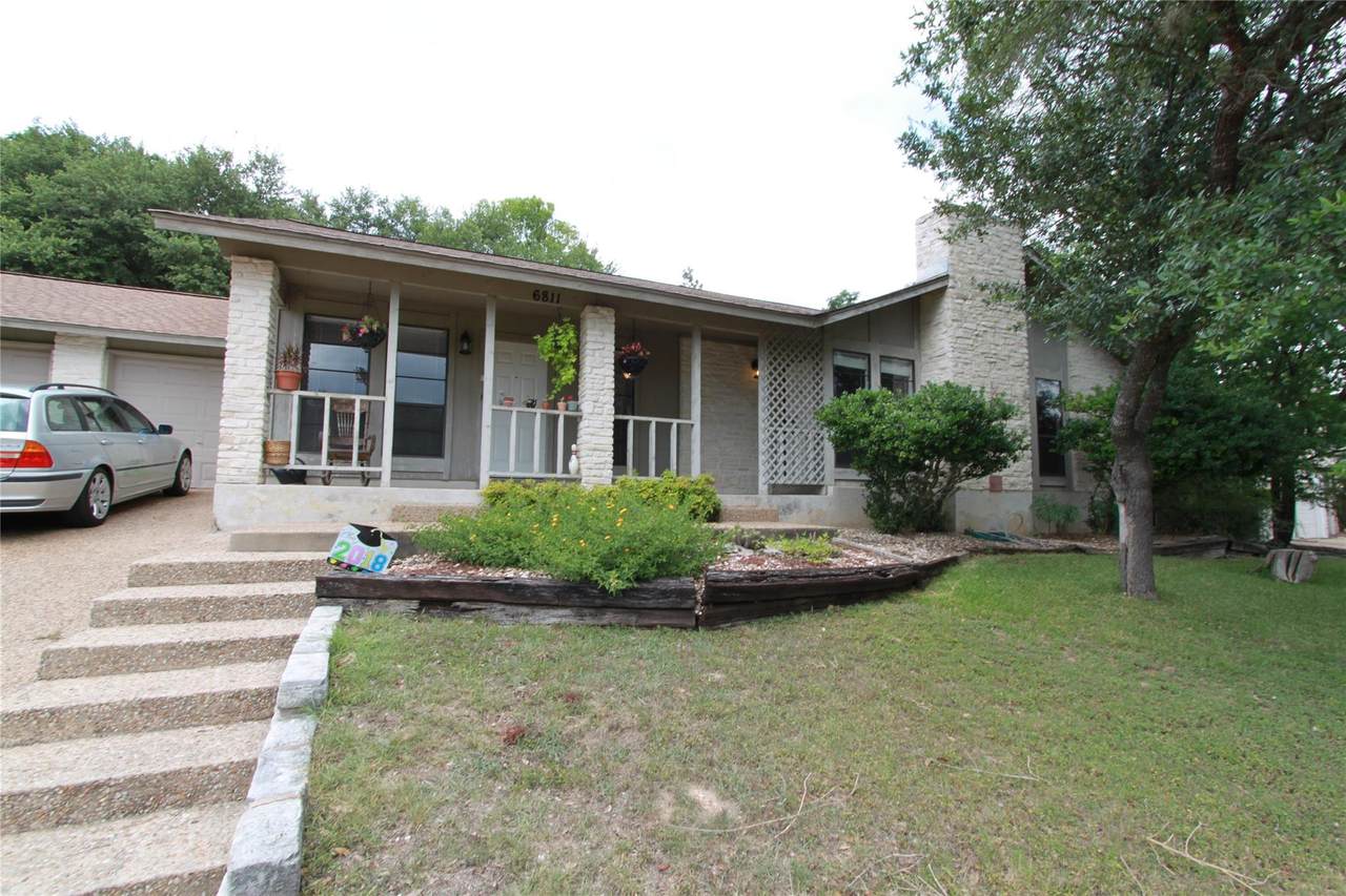 6811 Thorncliffe Dr - Photo 1