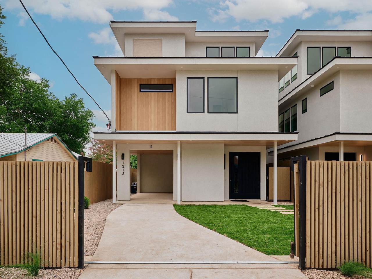 1213 Karen Ave - Photo 1