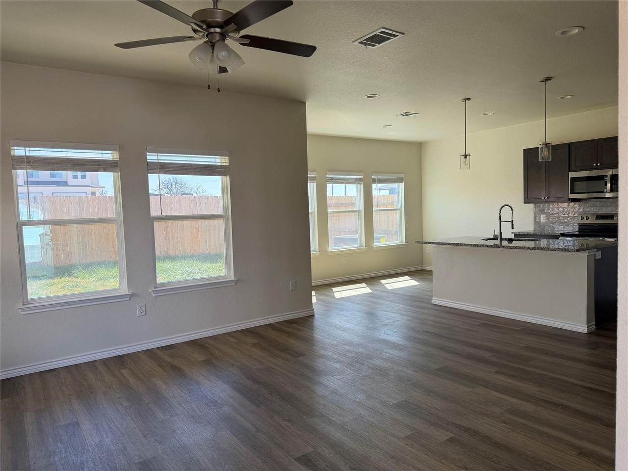 510 Whirlaway Dr - Photo 1