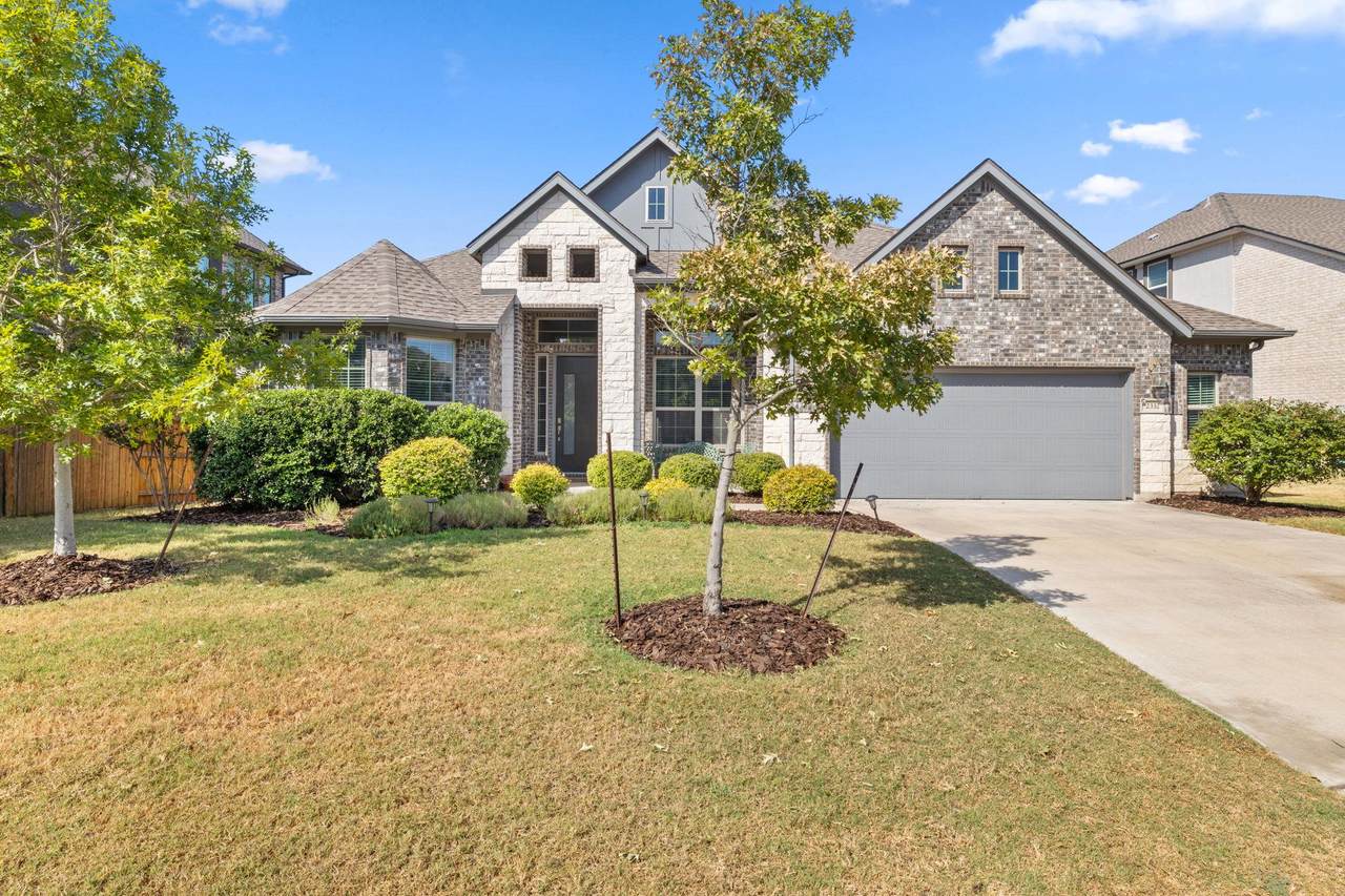 2332 Airport Dr - Photo 1