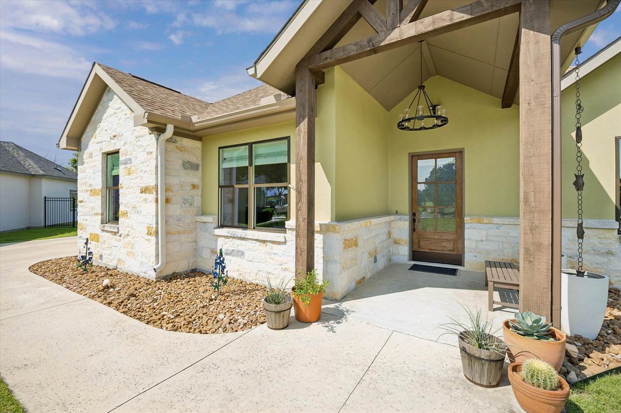 https://bt-photos.global.ssl.fastly.net/austin/1280_boomver_1_6025948-2.jpg