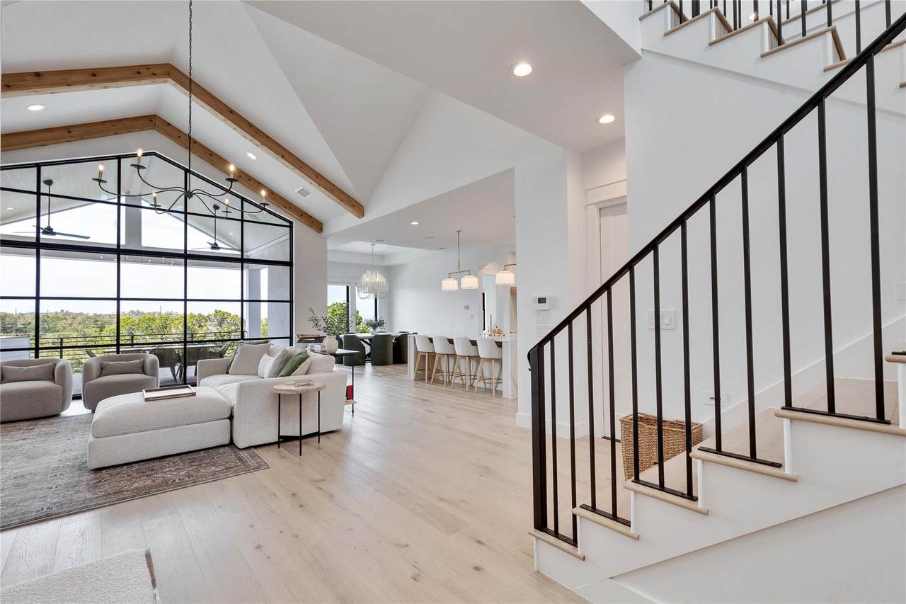 202 Lodestone Cv - Photo 1