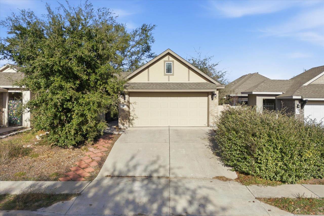 514 Nautical Loop - Photo 1