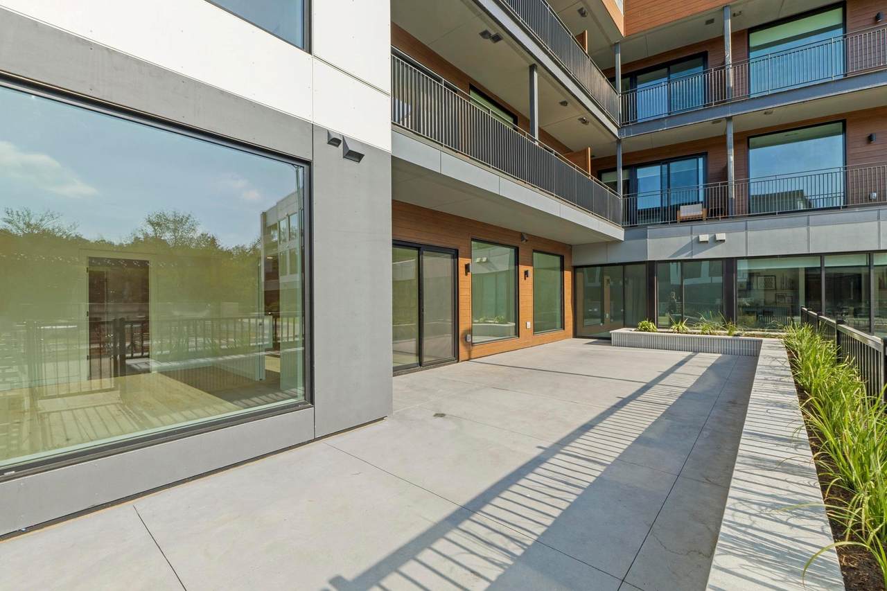 2209 1st St - Photo 1