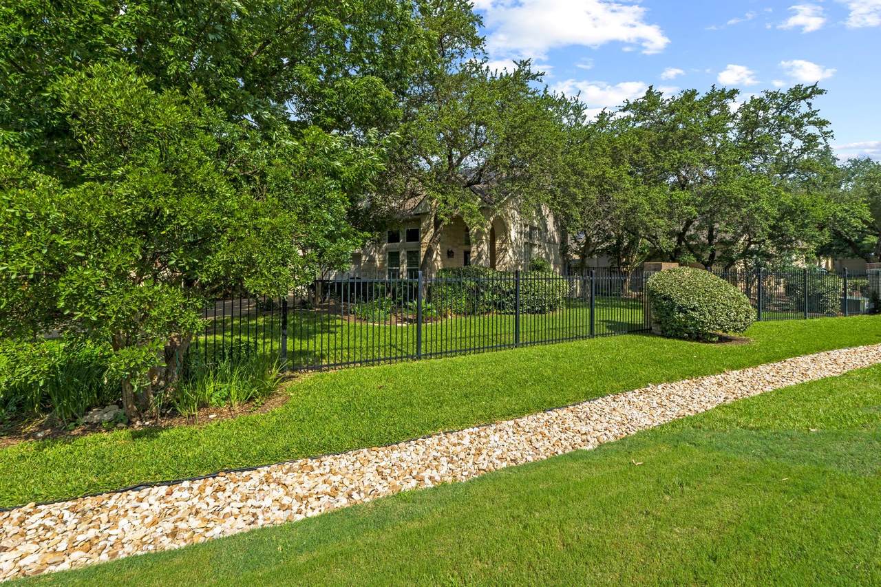 https://bt-photos.global.ssl.fastly.net/austin/1280_boomver_1_6147498-2.jpg