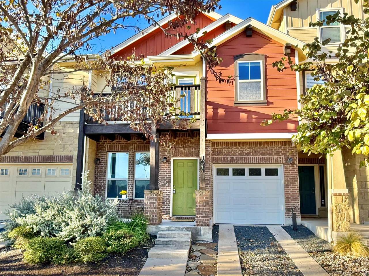 1044 Sugaree Ave - Photo 1