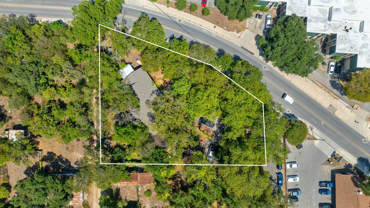 905 Lbj Dr - Photo 1