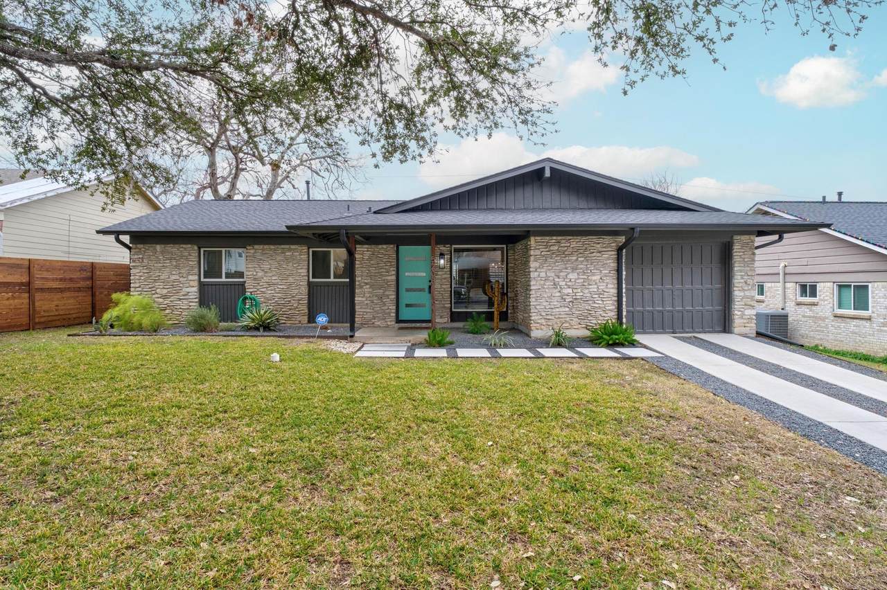 5203 Stone Gate Dr - Photo 1