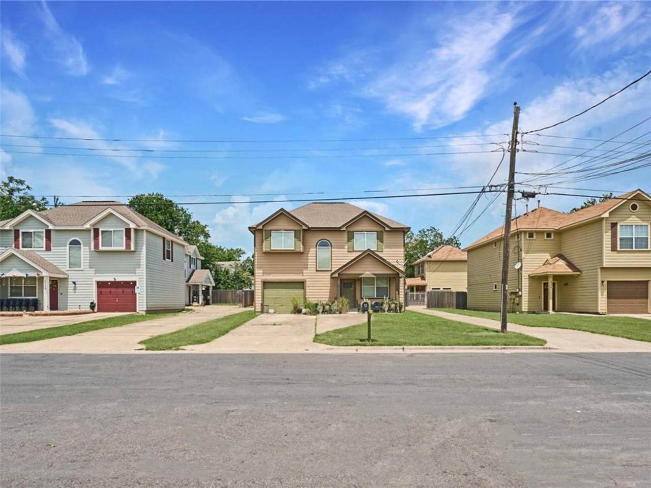 6912 Meador Ave - Photo 1