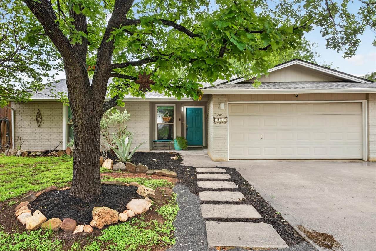 2005 Scofield Ln - Photo 1