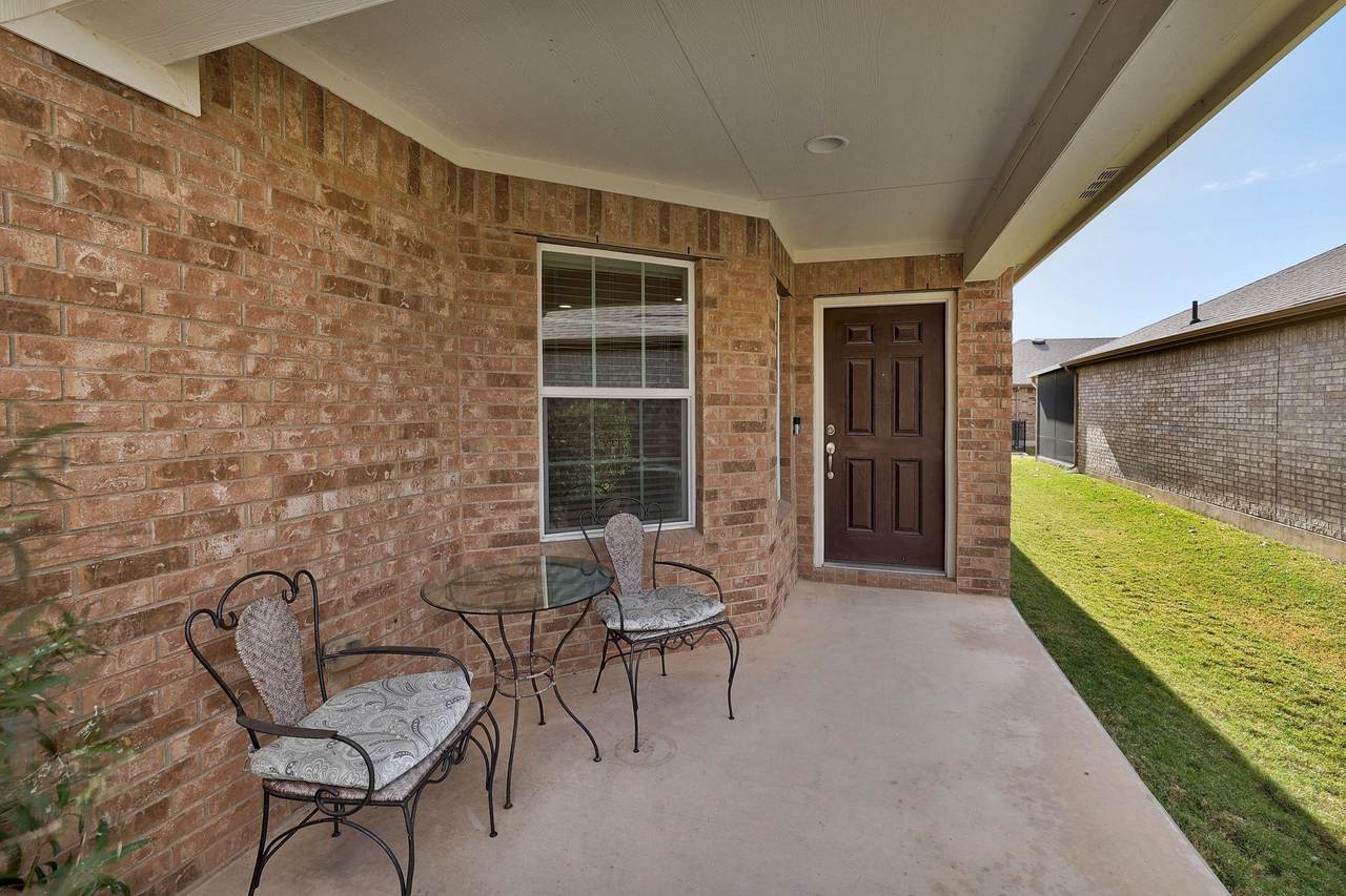 https://bt-photos.global.ssl.fastly.net/austin/1280_boomver_1_6340231-2.jpg