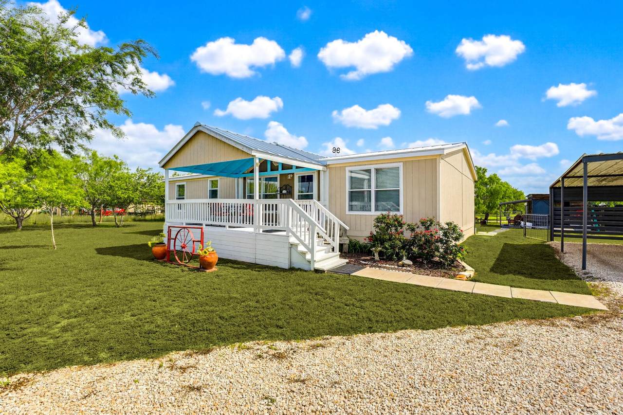 269 Callihan Rd - Photo 1