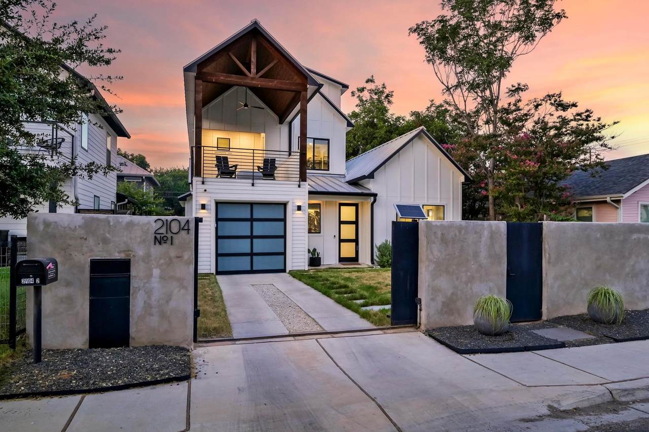 2104 2nd St - Photo 1