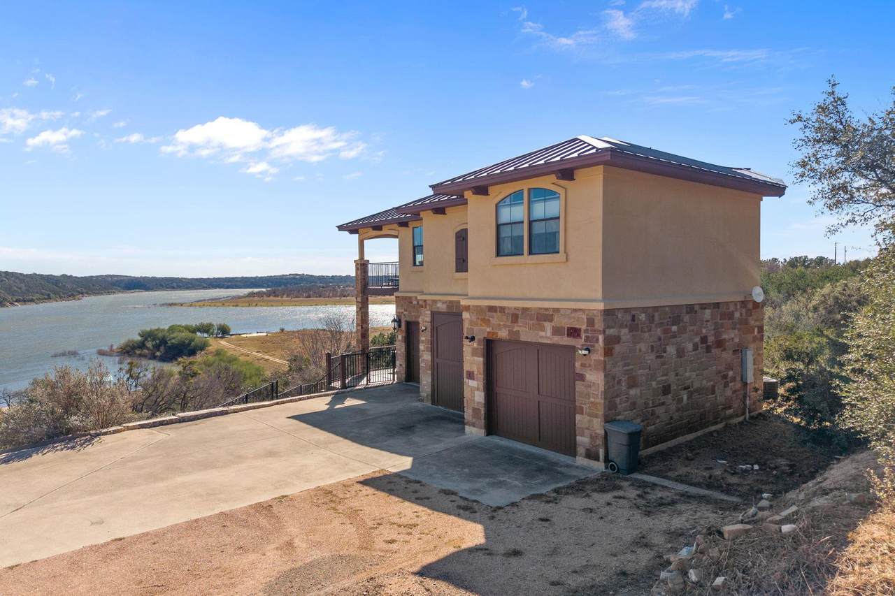 1690 Hickory Creek Rd - Photo 1